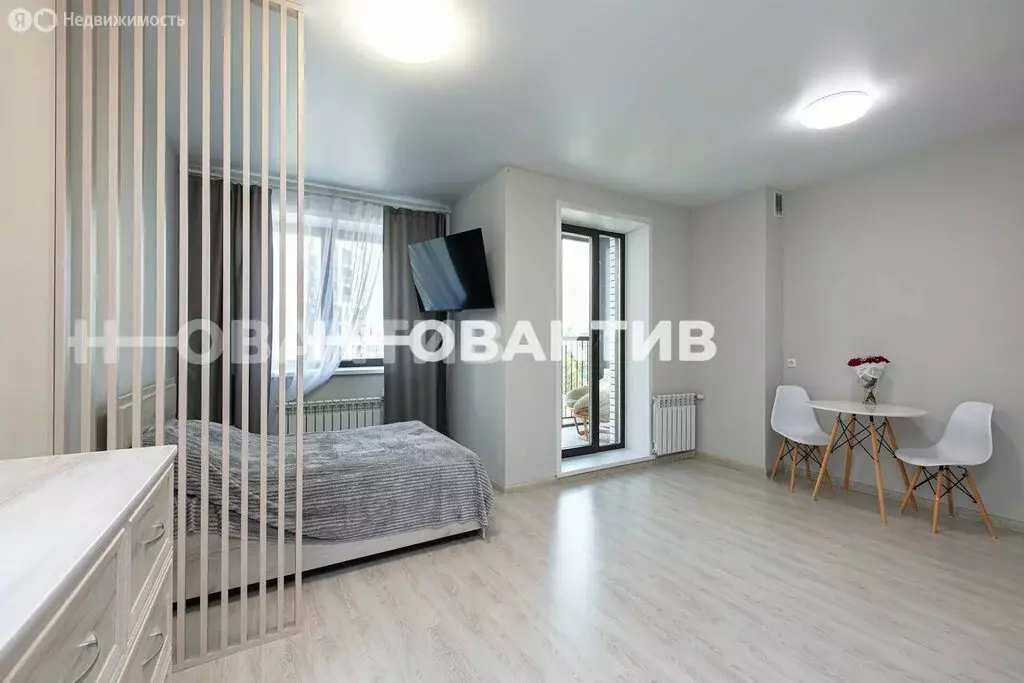 Квартира-студия: Новосибирск, улица Ясный Берег, 12 (36 м) - Фото 1
