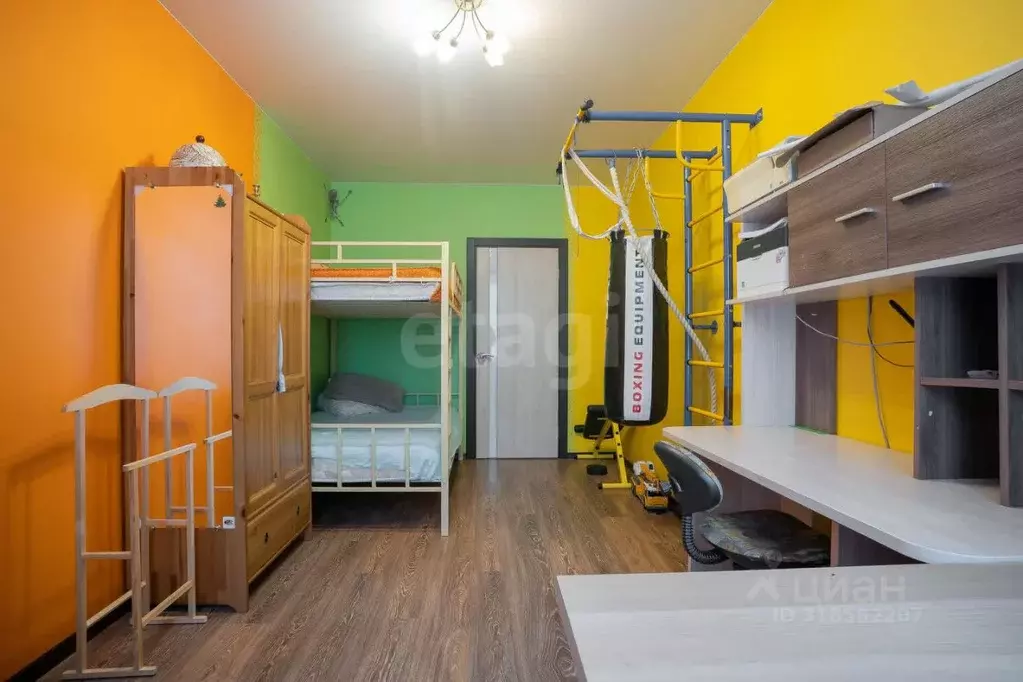 3-к кв. Санкт-Петербург ул. Ворошилова, 31к1 (84.9 м) - Фото 0