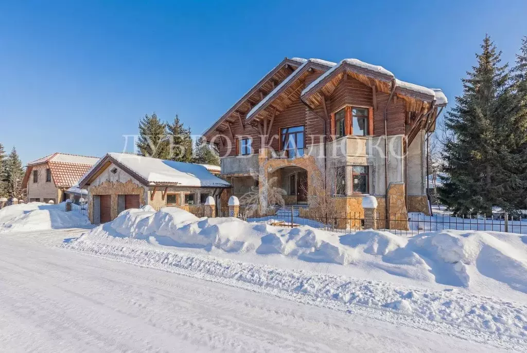 Коттедж в Москва Ваутутинки клп,  (550 м) - Фото 1