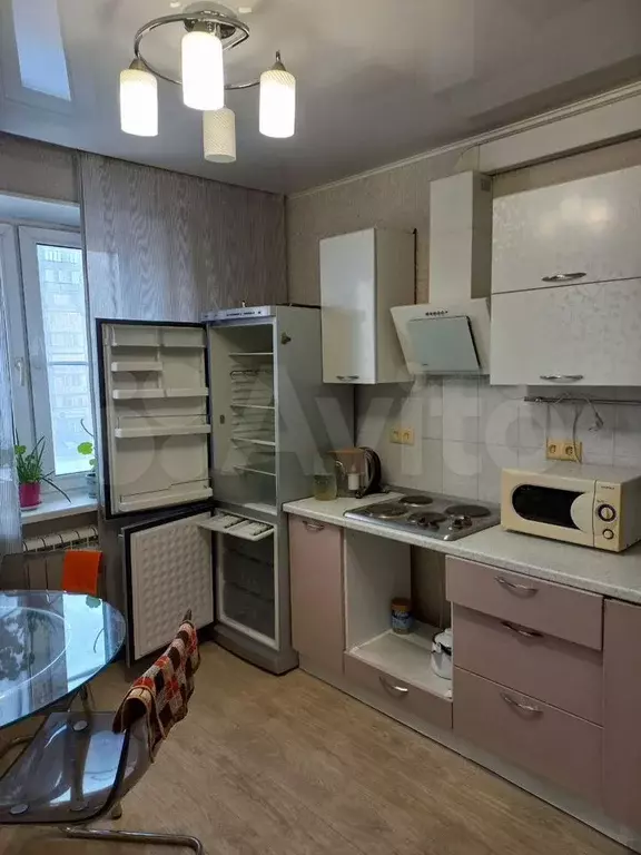 1-к. квартира, 41 м, 4/10 эт. - Фото 1