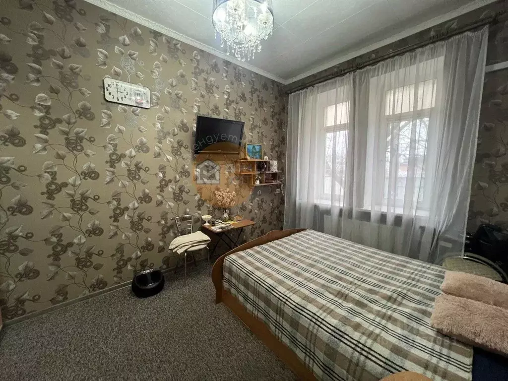 2-к кв. Крым, Симферополь ул. Толстого, 33 (63.4 м) - Фото 0