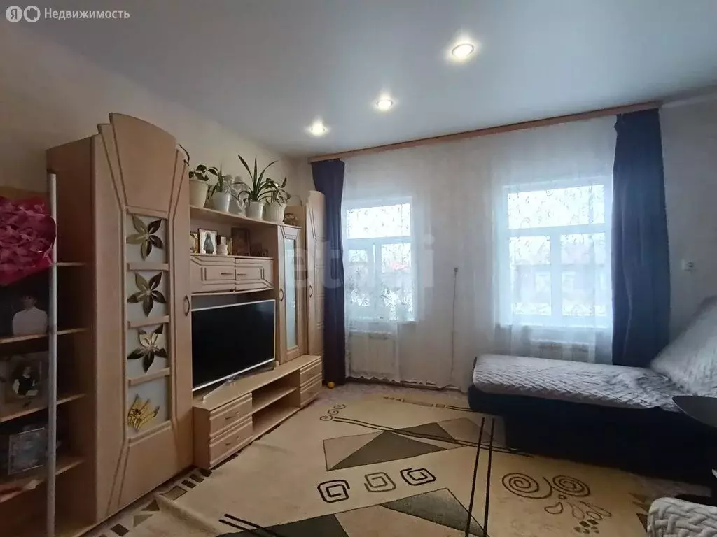 Дом в посёлок городского типа Верхняя Синячиха, улица Плишкина (67.3 ... - Фото 1