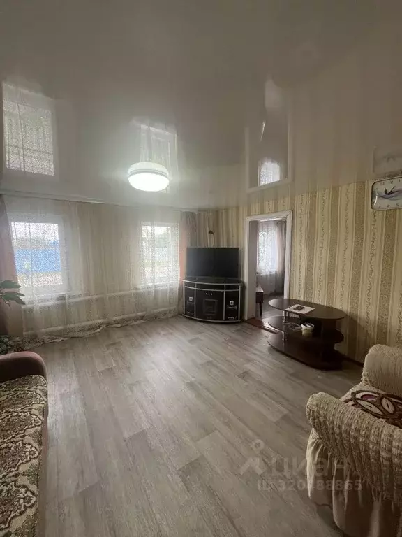 Дом в Омская область, Большеречье рп ул. Палтусова, 17 (54 м) - Фото 1