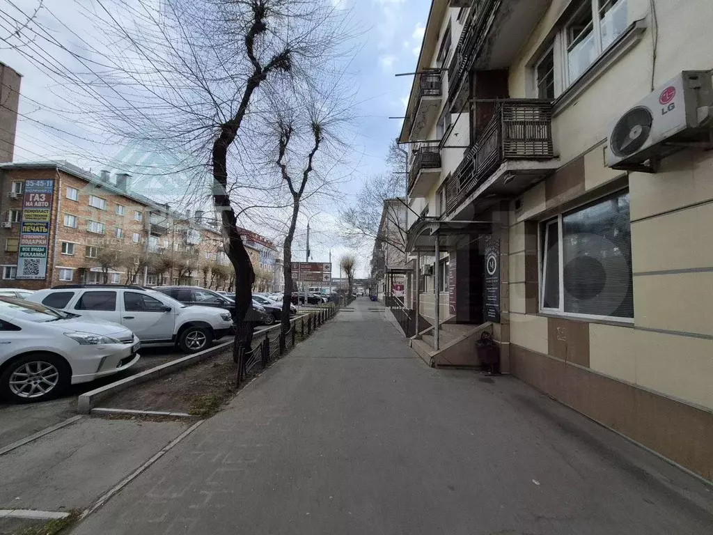 Комната 17 м в 5-к., 4/4 эт. - Фото 0