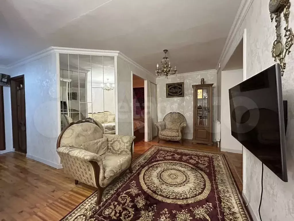 2-к. квартира, 65 м, 2/5 эт. - Фото 1