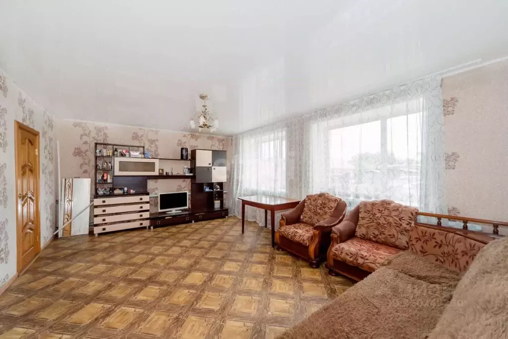 Дом в Алтайский край, Бийский район, с. Верх-Катунское Молодежная ул., ... - Фото 0