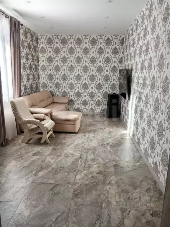 Дом в Омская область, Омск Сибиряк СНТ, аллея 3-я, 521 (105 м) - Фото 0