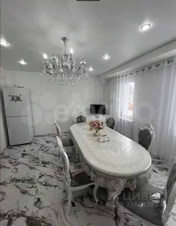 3-к кв. Ямало-Ненецкий АО, Муравленко Радужный мкр, пер. ... - Фото 0