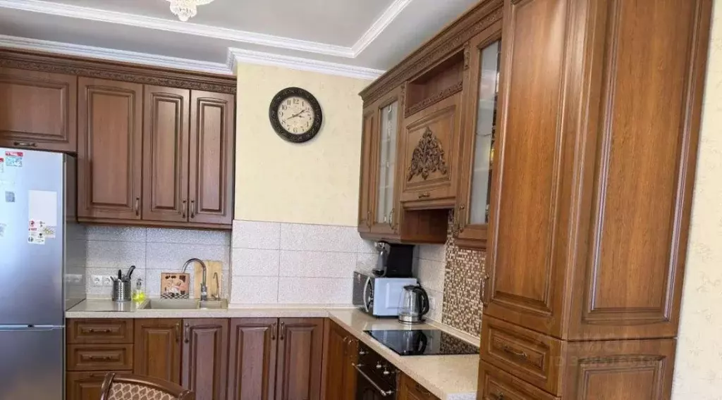 2-к кв. Омская область, Омск Октябрьская ул., 107 (57.0 м) - Фото 1