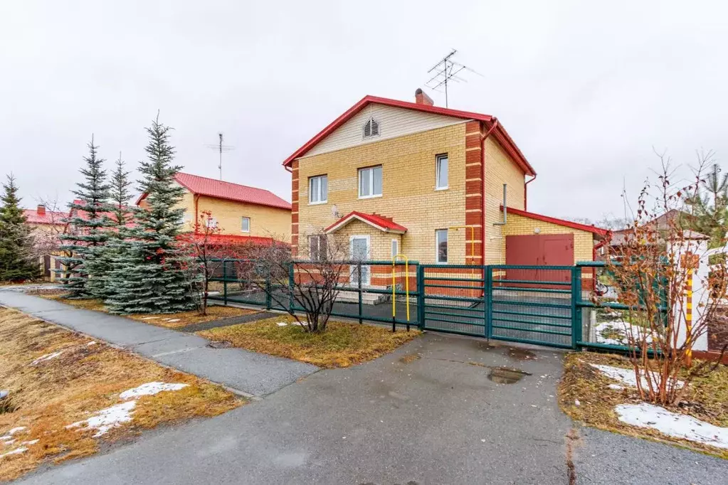 Дом в Тюменская область, Тюмень проезд 3-й Престольный (149 м) - Фото 1