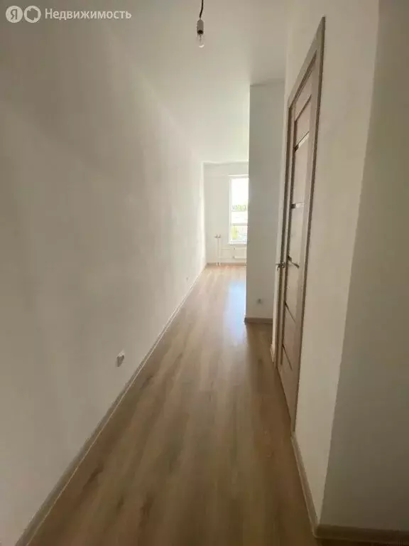 Квартира-студия: Тверь, Заволжский район, жилой комплекс Медовый (17 ... - Фото 0