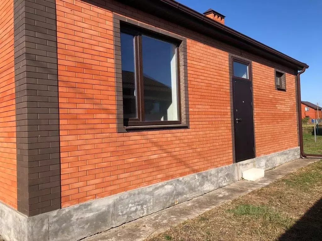 Дом в Ростовская область, Азов Азовский район, ул. Верещагина (63 м) - Фото 1