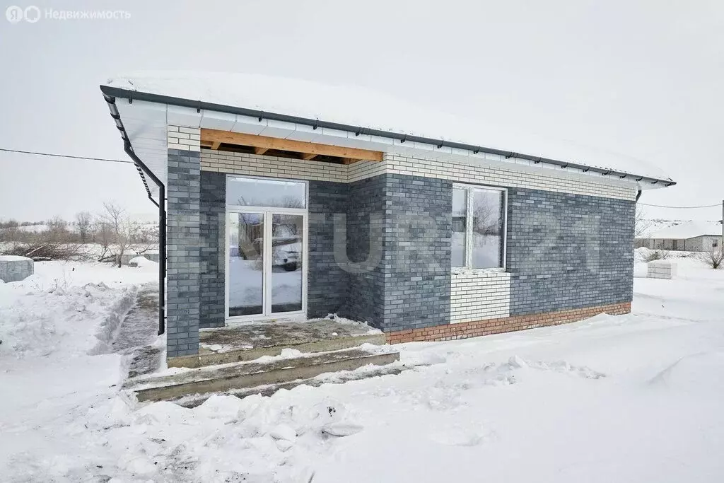 Дом в Ульяновская область, рабочий посёлок Новоспасское, Весенняя ... - Фото 1