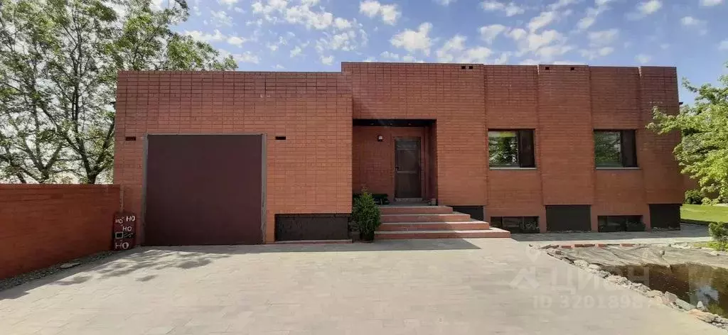 Дом в Волгоградская область, Волгоград пос. Ангарский, ул. ... - Фото 1