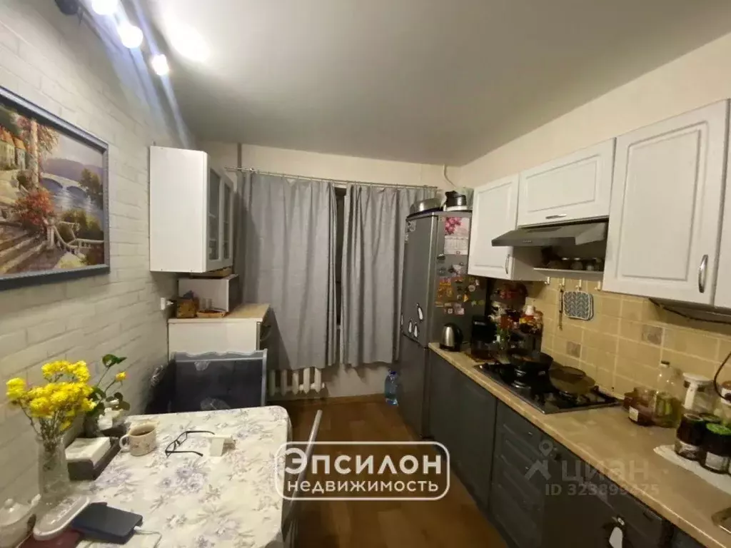 3-к кв. Курская область, Курск Орловская ул., 10 (60.1 м) - Фото 1