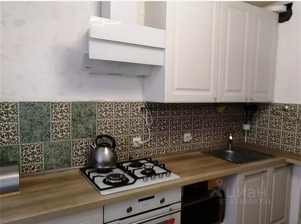 3-к кв. Чувашия, Чебоксары ул. Ленинского Комсомола, 48 (65.2 м) - Фото 0