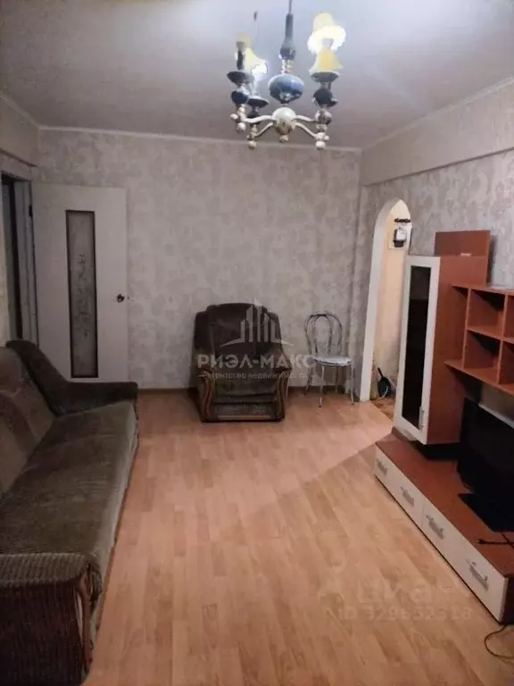 3-к кв. Брянская область, Брянск ул. Молодой Гвардии, 77 (44.0 м) - Фото 2