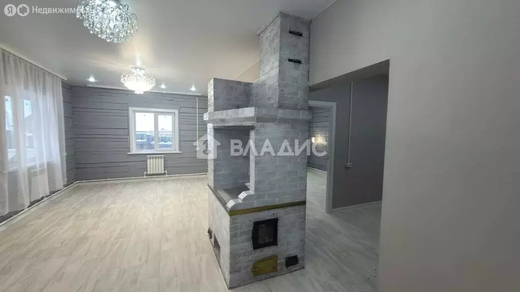 Дом в село Нижний Саянтуй, Нижняя улица (215 м) - Фото 2