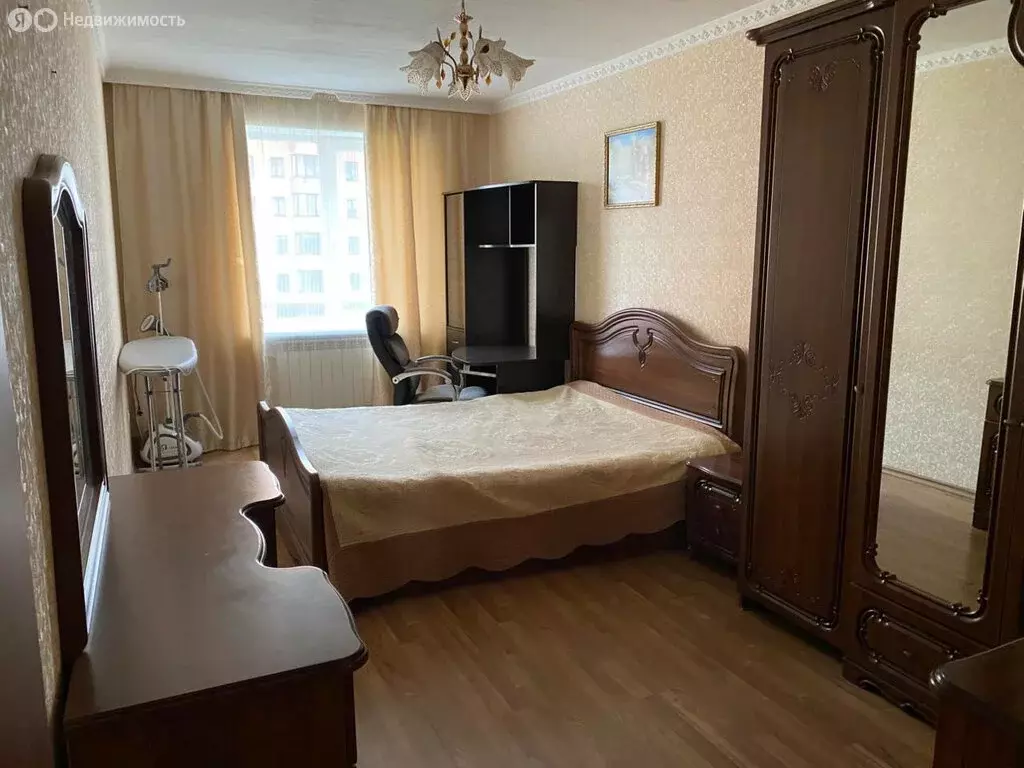 3-комнатная квартира: Владикавказ, улица Алихана Гагкаева, 7 (73 м) - Фото 0