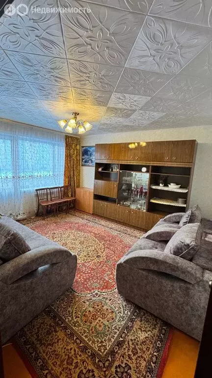 3-комнатная квартира: Братск, улица Зверева, 6 (59.6 м) - Фото 1