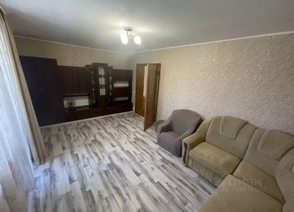 1-к кв. Крым, Симферополь ул. Льдозаводская, 8 (36.0 м) - Фото 1