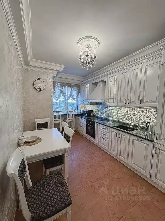 3-к кв. Москва бул. Маршала Рокоссовского, 6к1 (90.0 м) - Фото 0