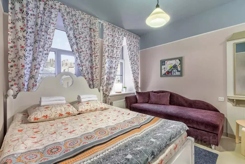 Комната Санкт-Петербург Садовая ул., 28-30К2 - Фото 1