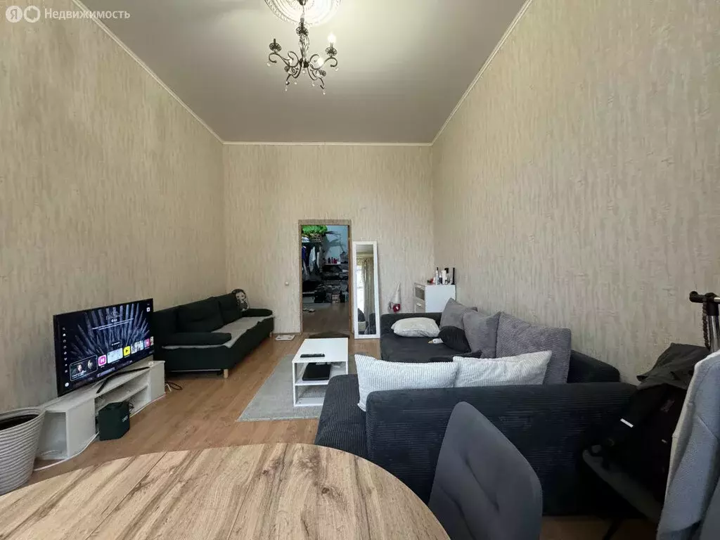 3к в 6-комнатной квартире (17.7 м) - Фото 2