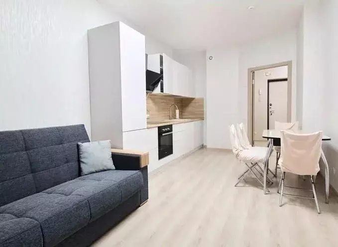 2-к кв. Пермский край, Пермь ул. Революции, 52Б (49.0 м) - Фото 1