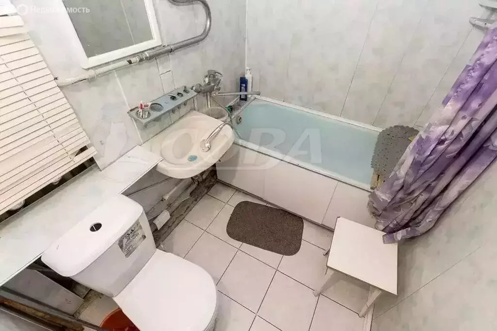 2-комнатная квартира: Тюмень, улица Мельникайте, 97 (43 м) - Фото 1