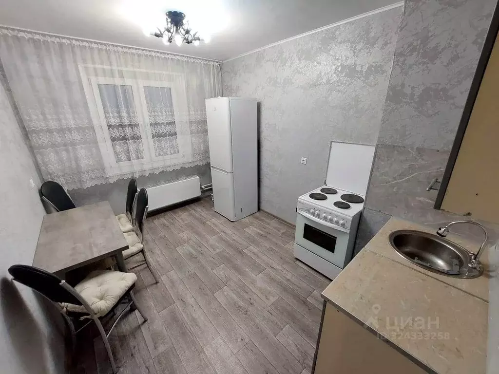 1-к кв. Челябинская область, Челябинск Набережная ул., 7Б (35.0 м) - Фото 2