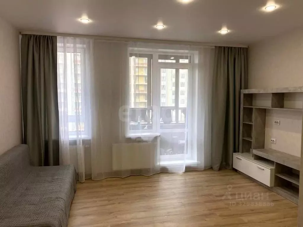 Студия Пермский край, Пермь ул. Космонавта Леонова, 41к2 (28.4 м) - Фото 1