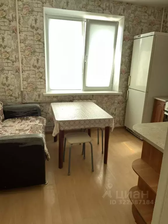 1-к кв. Саратовская область, Саратов Томская ул., 15 (38.5 м) - Фото 1