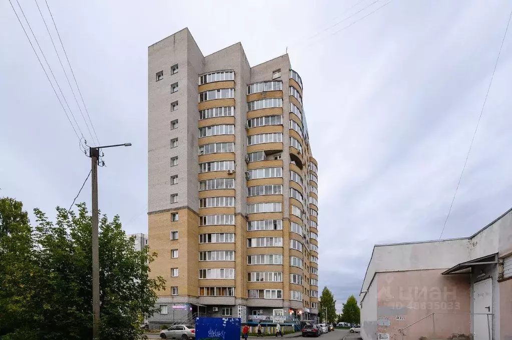 3-к кв. Кировская область, Киров просп. Строителей, 52 (78.0 м) - Фото 1