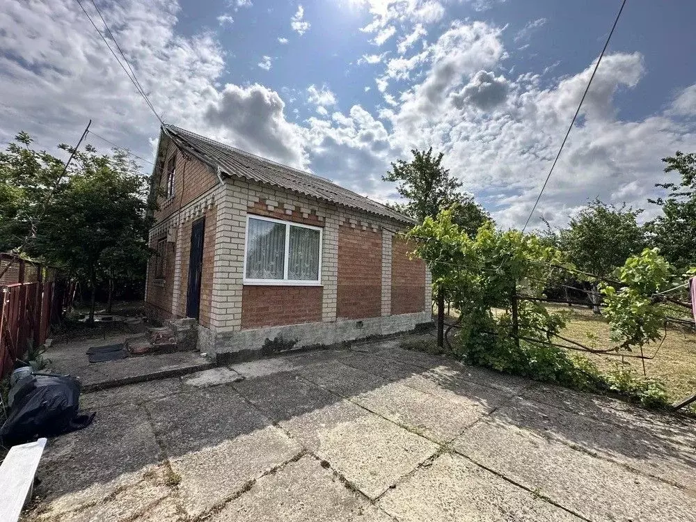 Дом в Краснодарский край, Крымск ул. Тополиная, 45 (39 м) - Фото 1