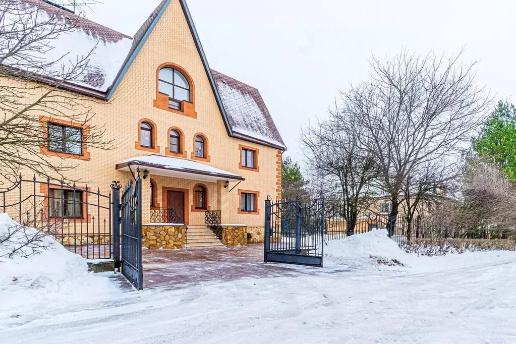 Дом в Московская область, Солнечногорск ул. Революции (550 м) - Фото 1