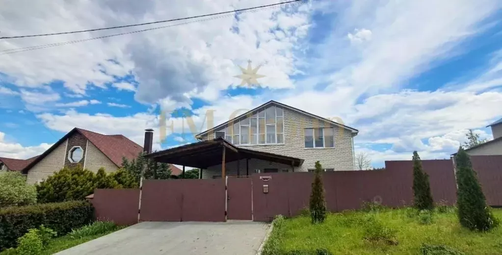 Дом в Белгородская область, Белгород пер. 2-й Ботанический, 9 (201 м) - Фото 1