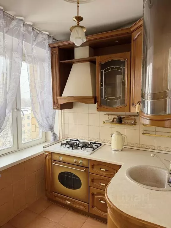 2-к кв. Москва ул. Стасовой, 10К3 (42.2 м) - Фото 2