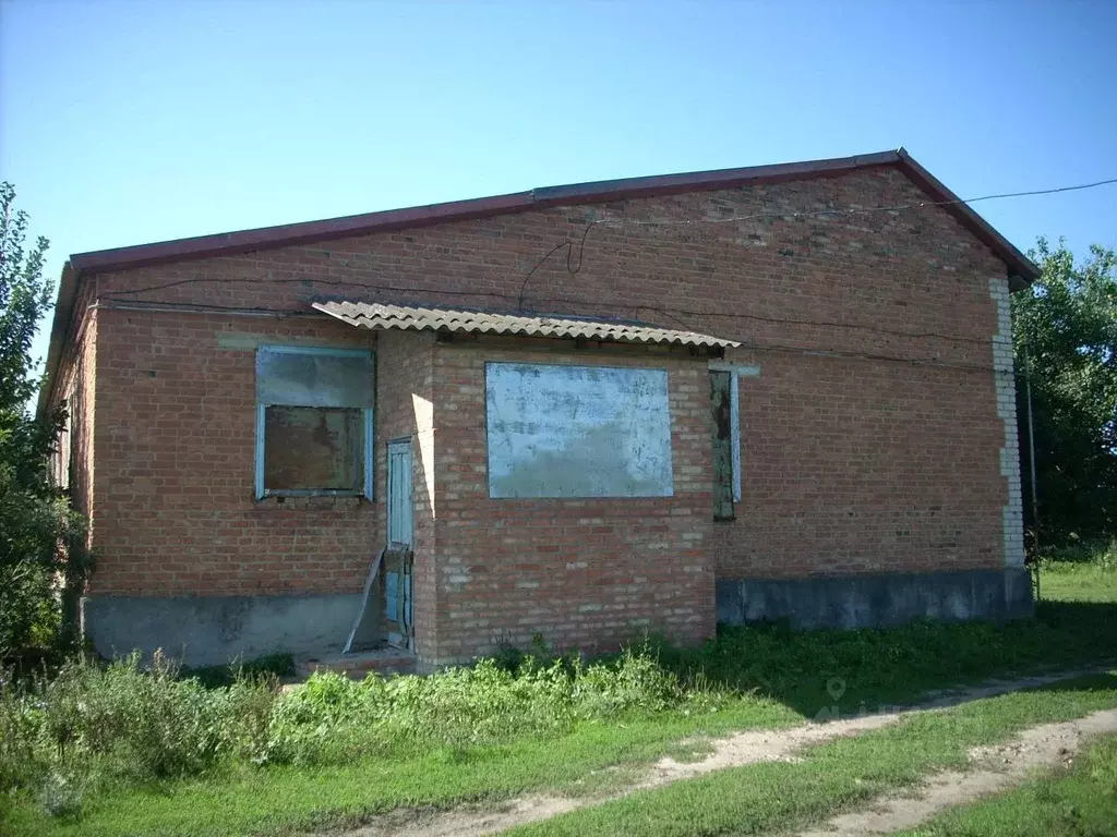 Помещение свободного назначения в Ставропольский край, с. ... - Фото 1