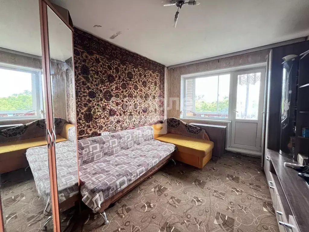 2-к кв. Омская область, Омск ул. Завертяева, 31 (45.1 м) - Фото 0