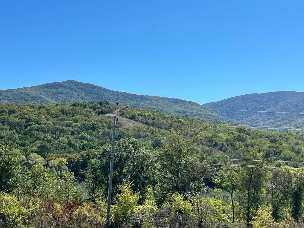 Участок в Крым, Белогорский район, Земляничненское с/пос, с. Радостное ... - Фото 1