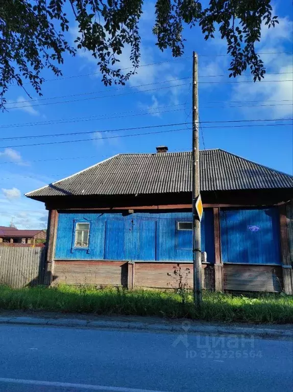 Дом в Пермский край, Соликамск ул. Ломоносова, 47 (38 м) - Фото 1