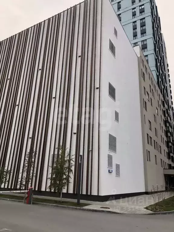 Гараж в Тюменская область, Тюмень Харьковская ул., 76 (13 м) - Фото 1