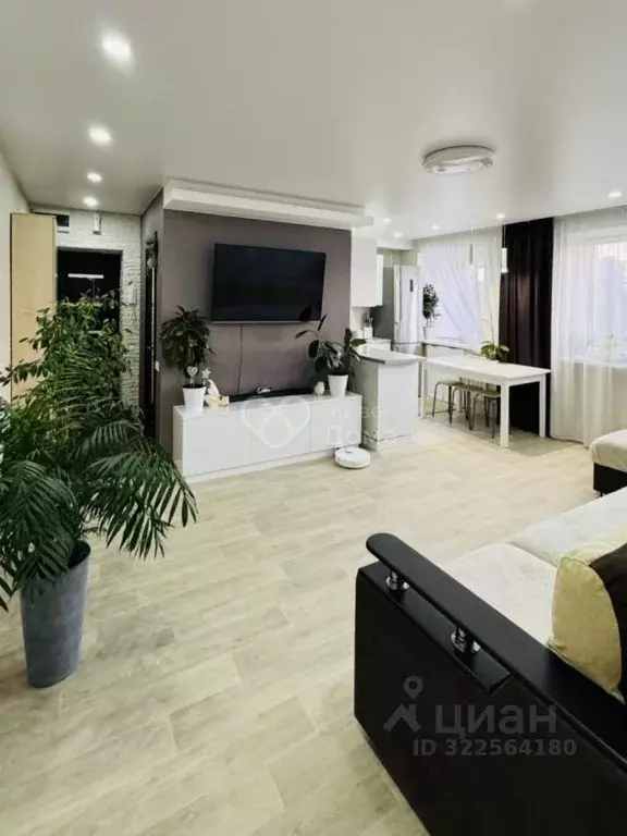 3-к кв. Волгоградская область, Волгоград Профсоюзная ул., 19 (54.6 м) - Фото 1