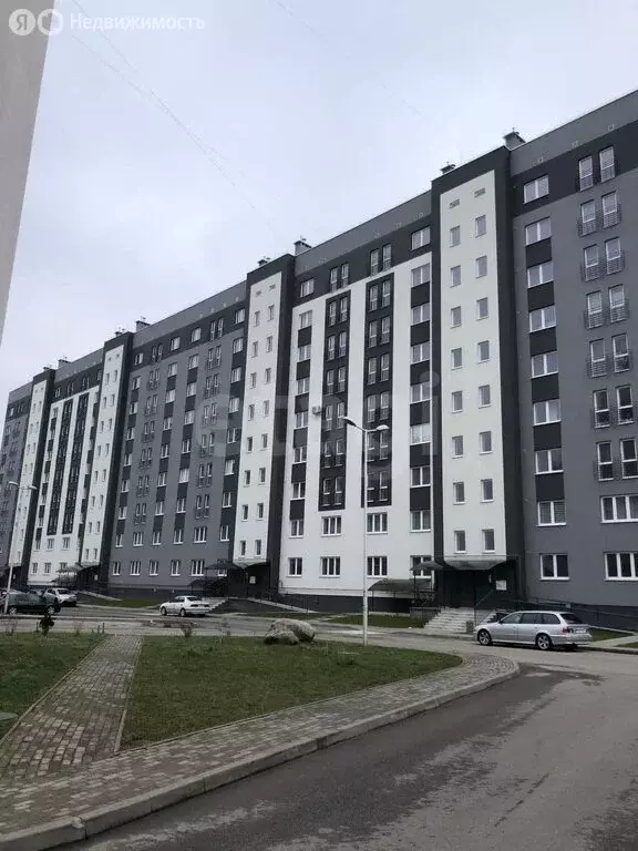 2-комнатная квартира: Калининград, Инженерная улица, 11 (60.1 м) - Фото 0
