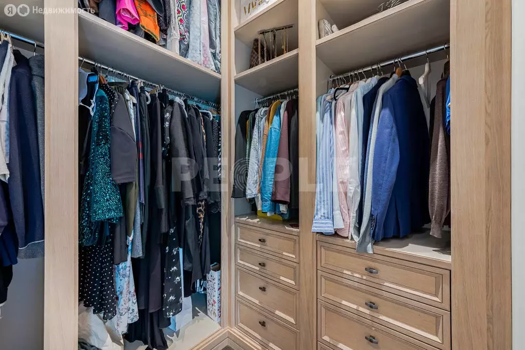 4-комнатная квартира: Москва, Трубецкая улица, 12 (156 м) - Фото 1