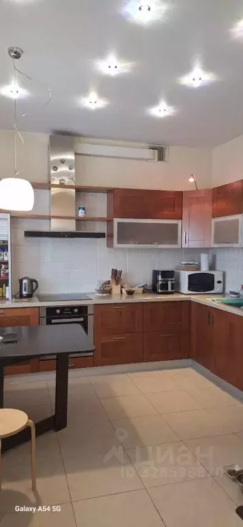 3-к кв. Челябинская область, Челябинск просп. Ленина, 13А (983.8 м) - Фото 2