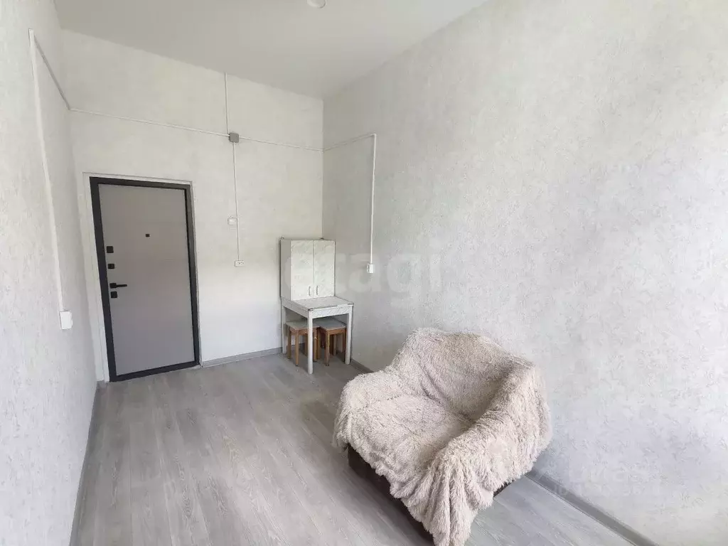 Комната Псковская область, Псков ул. Труда, 32 (10.8 м) - Фото 1