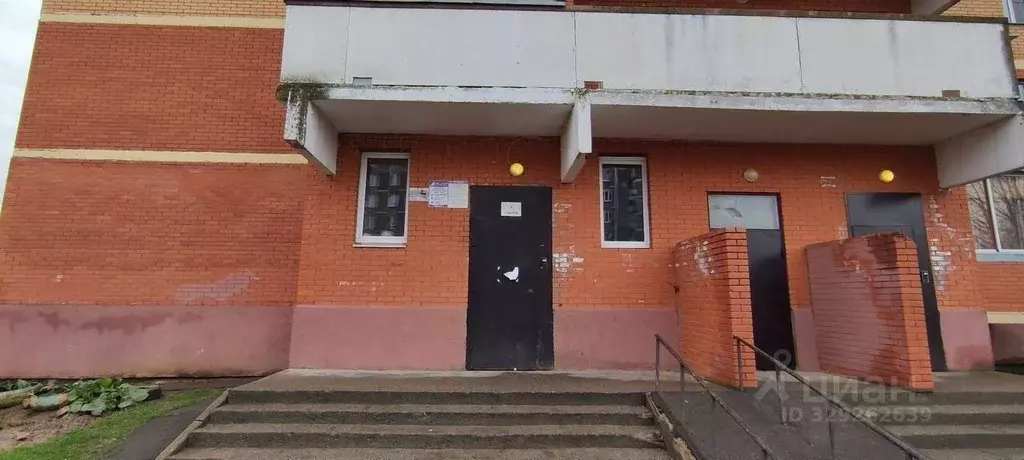 1-к кв. Московская область, Лобня Молодежная ул., 10 (33.0 м) - Фото 2