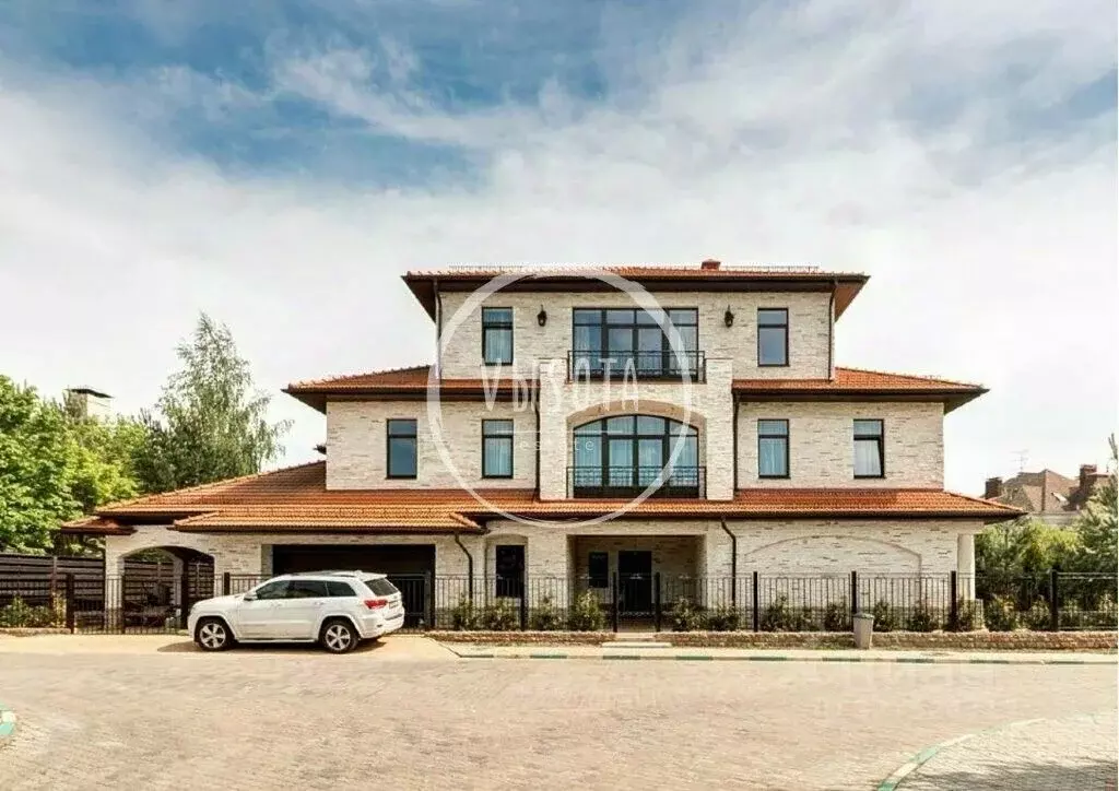 Коттедж в Московская область, Красногорск городской округ, с. ... - Фото 1